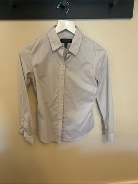 Banana Republic Women's Light Blue Pinstripe Button-Up Shirt